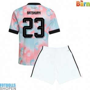 Billiga Belgien Michy Batshuayi #23 Bortatröja Barn VM 2026 Kortärmad (+ Korta byxor)
